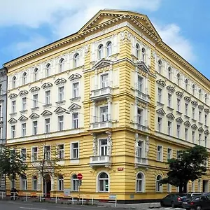 Assenzio 4* Prag